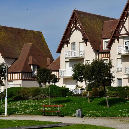 L'Esperluette - Magnifique Vue Mer Et Balcon Courseulles-sur-Mer Exterior foto