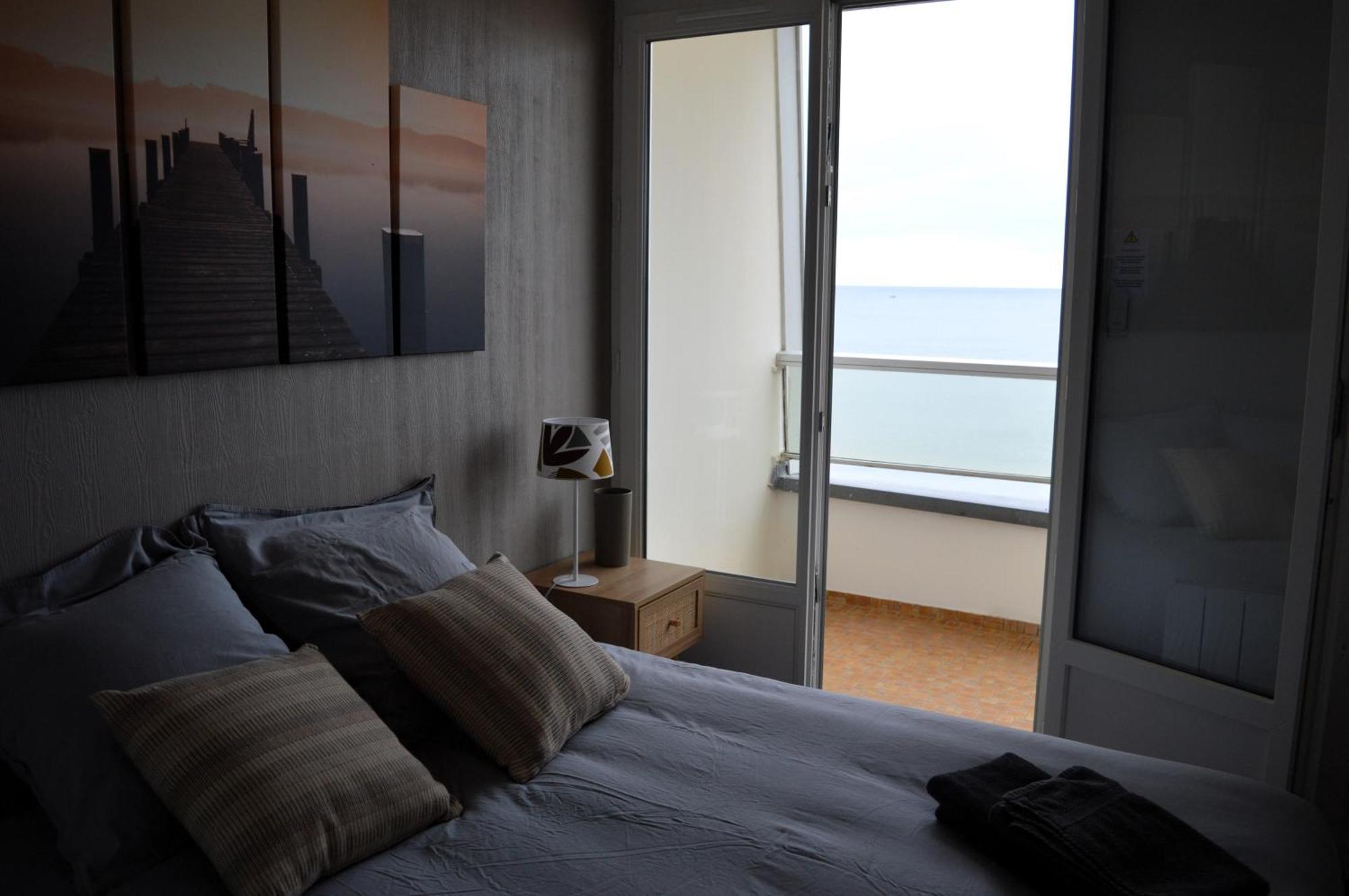 L'Esperluette - Magnifique Vue Mer Et Balcon Courseulles-sur-Mer Exterior foto